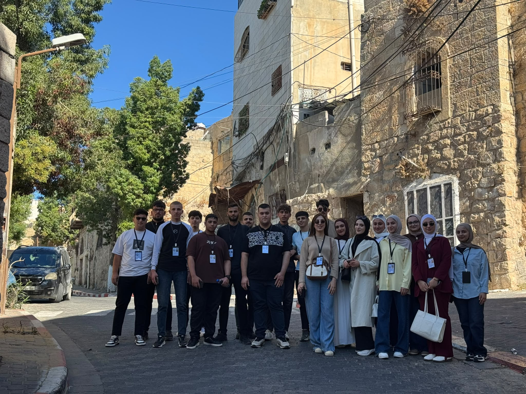 Palestine Polytechnic University (PPU) - طلبة السياحة والسفر في بوليتكنك فلسطين يشاركون في مهرجان العنب بالخليل Palestine Polytechnic University (PPU) - طلبة السياحة والسفر في بوليتكنك فلسطين يشاركون في مهرجان العنب بالخليل