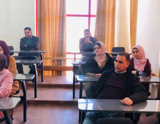 Palestine Polytechnic University (PPU) - اللجنة العلمية في كلية العلوم التطبيقية في جامعة بوليتكنك فلسطين تعقد محاضرة علمية بعنوان "الفنون والتطور المعرفي عبر التاريخ"