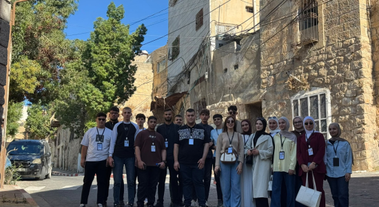 Palestine Polytechnic University (PPU) - طلبة السياحة والسفر في بوليتكنك فلسطين يشاركون في مهرجان العنب بالخليل