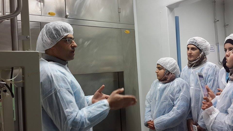 Palestine Polytechnic University (PPU) - جامعة بوليتكنك فلسطين تنظم جولة ميدانية لشركة القدس للمستحضرات الطبية
