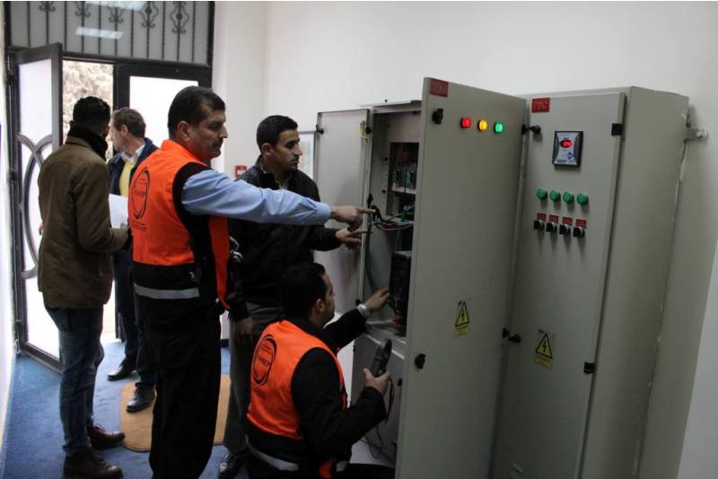 Palestine Polytechnic University (PPU) - في سابقة أولى من نوعها المركز الوطني الفلسطيني للسلامة والصحة المهنية وحماية البيئة في جامعة بوليتكنك فلسطين يقوم بتأهيل مراكز الكفايات في الضفة الغربية في بناءنظام خاص بالسلامة والصحة المهنية وتهيئة بيئة تعليمية مناسبة ضمن اشتراطات السلامة والصحة المهنية