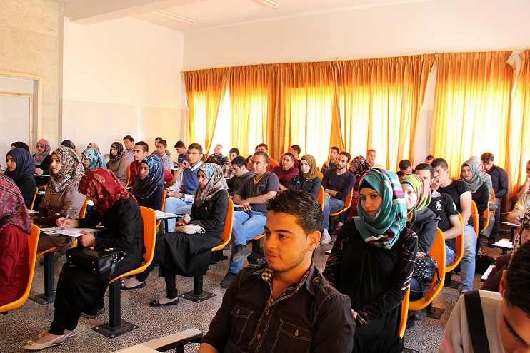 Palestine Polytechnic University (PPU) - بالتعاون مع كلية المهن التطبيقية مركز خدمات التوظيف والأعمال الريادية يعقد ورشة عمل بعنوان  "مستقبلك الوظيفي يبدأ بخطوة" في جامعة بوليتكنك فلسطين