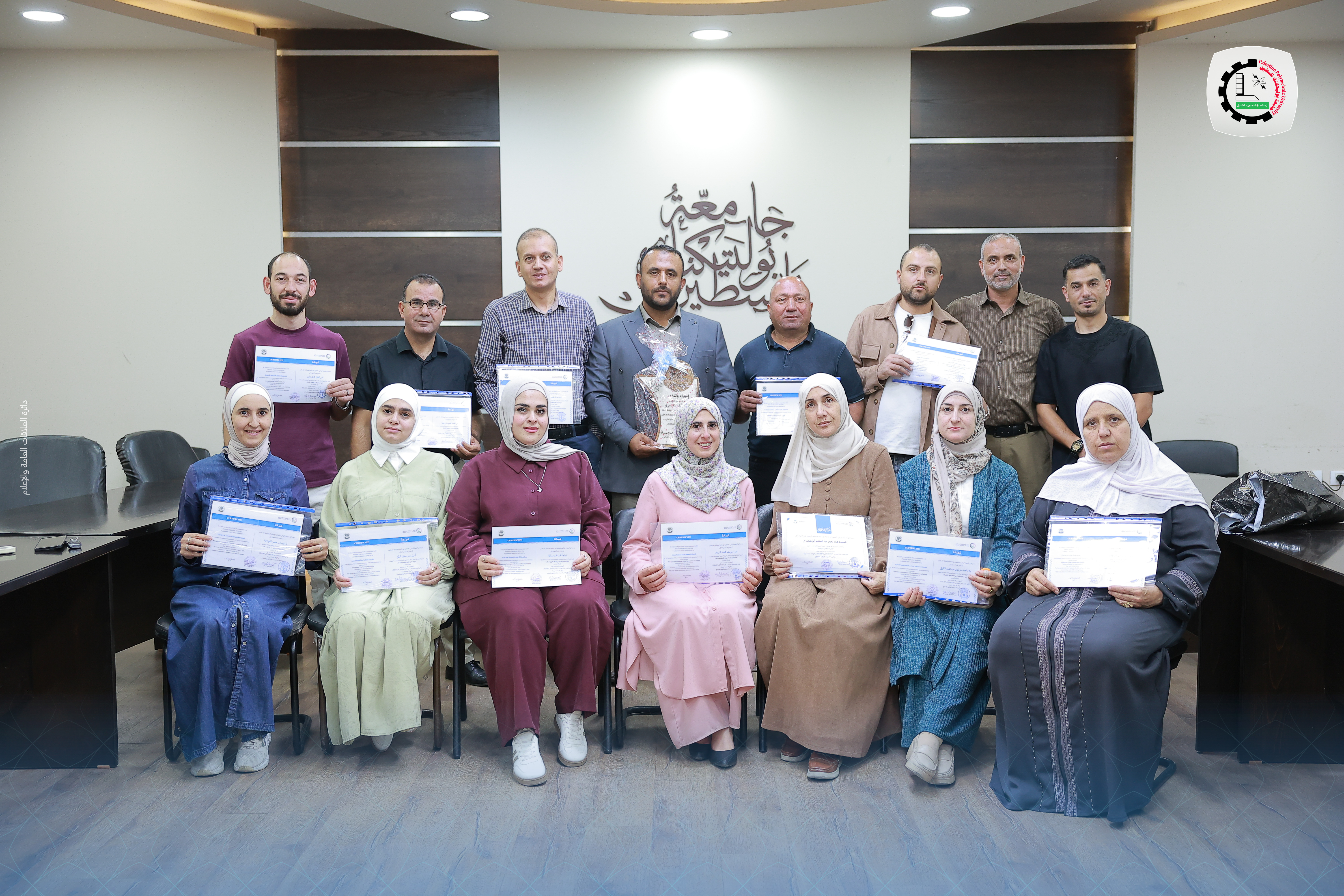 جامعة بوليتكنك فلسطين ونادي الزيتونة الزراعي يختتمان دورتين تدريبيتين لتطوير المهارات الزراعية