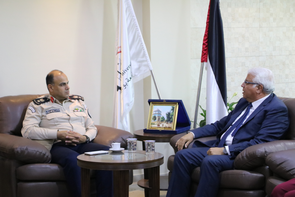 Palestine Polytechnic University (PPU) - جامعة بوليتكنك فلسطين والضابطة الجمركية يبحثان آفاق التعاون المشترك