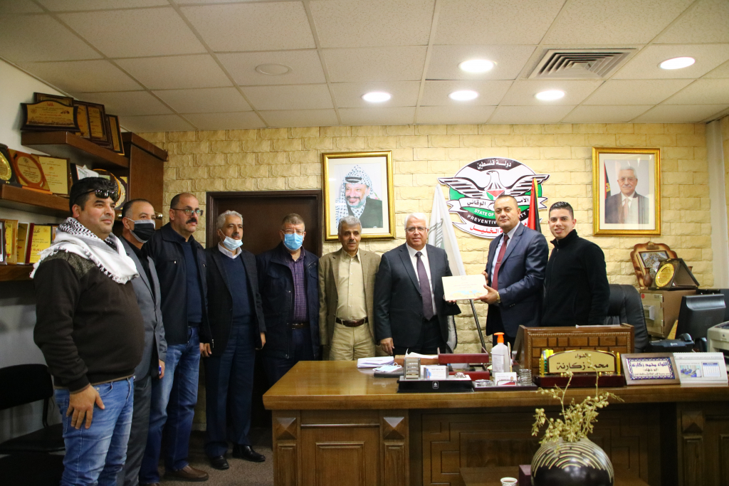 Palestine Polytechnic University (PPU) - جامعة بوليتكنك فلسطين تهنئ مديرا المخابرات والوقائي لتسلمهم مهام عملهم بمحافظة الخليل
