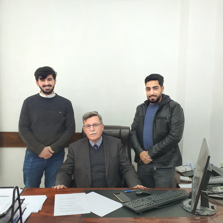Palestine Polytechnic University (PPU) - طلبة من كلية الطب وعلوم الصحة بجامعة بوليتكنك فلسطين ينشرون بحثاً مُشتركاُ حول توجهات المُجتمع نحو لقاحات كورونا المُستجد