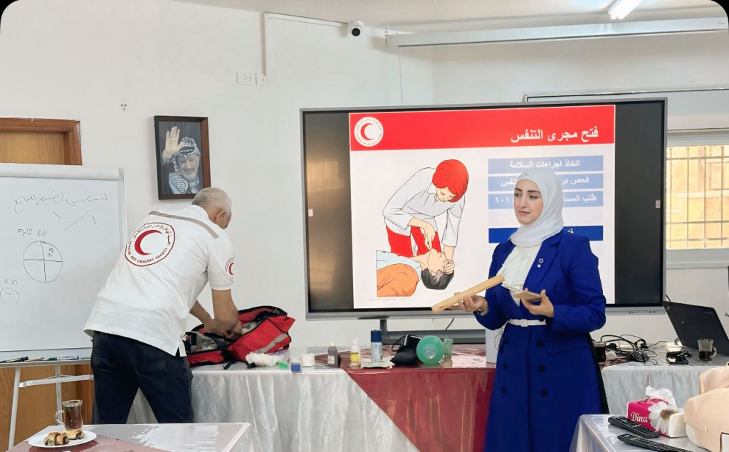 Palestine Polytechnic University (PPU) - جامعة بوليتكنك فلسطين تنظم ورشة تدريبية في الإسعاف الأولي لموظفات اتحاد صناعة الحجر والرخام