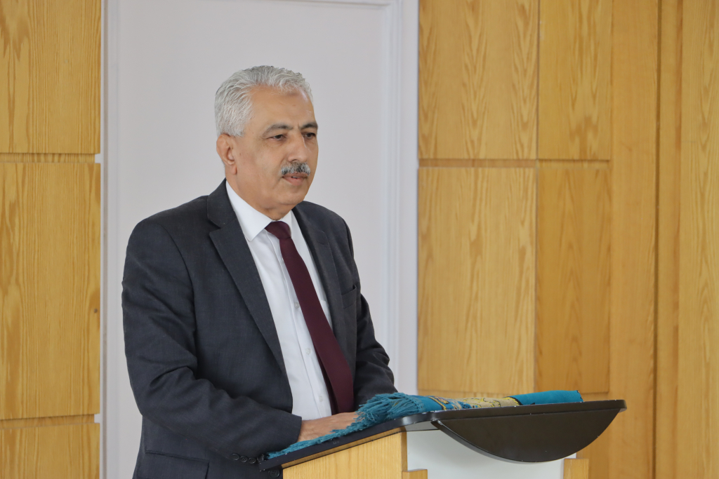 Palestine Polytechnic University (PPU) - مركز التميز في التعليم والتعليم ودائرة تحسين الجودة يكرمون المشاركين في سلسلة التدريبات التي تم عقدها من قبل المركز والدائرة خلال العام الأكاديمي 2024-2025 