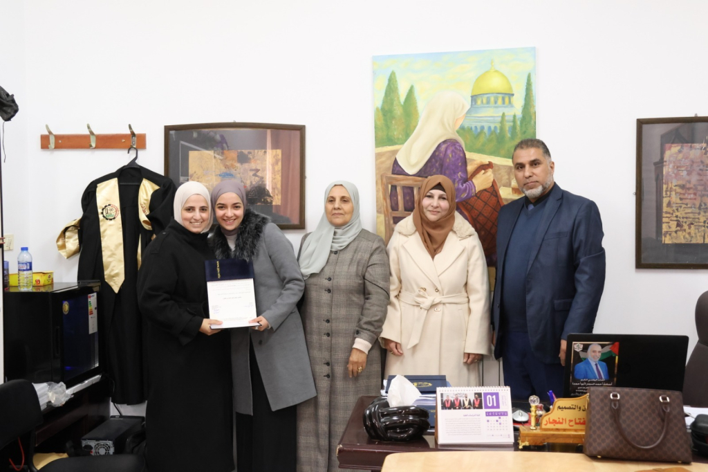 Palestine Polytechnic University (PPU) - اختتام ورشة التصميم الفلسطينية–الأردنية حول الأثاث المعاصر في المباني التراثية وتكريم المشاركين