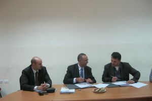 Cooperation with SChneider Electric