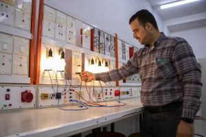 مختبرات دائرة الهندسة الكهربائية 2022