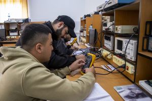 مختبرات دائرة الهندسة الكهربائية 2022