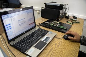 مختبرات دائرة الهندسة الكهربائية 2022