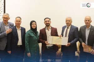 الطلبة المتفوقين على الفصل الدراسي الأول 2024/2025