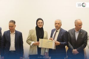 الطلبة المتفوقين على الفصل الدراسي الأول 2024/2025