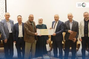 الطلبة المتفوقين على الفصل الدراسي الأول 2024/2025