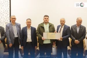 الطلبة المتفوقين على الفصل الدراسي الأول 2024/2025