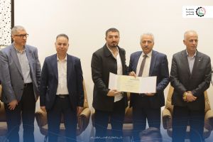 الطلبة المتفوقين على الفصل الدراسي الأول 2024/2025