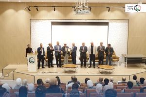 الطلبة المتفوقين على الفصل الدراسي الأول 2024/2025