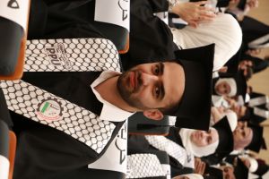 فعالية تخريج طلبة الدفعة الاولى من تخصص الطب البشري واداء اليمين