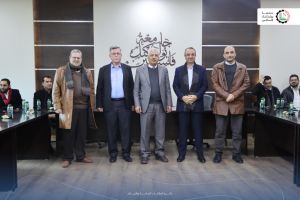 تكريم طاقم كلية الطب وعلوم الصحة بمناسبة الحصول على الاعتماد الدولي من قبل رئيس الجامعة