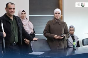تكريم طاقم كلية الطب وعلوم الصحة بمناسبة الحصول على الاعتماد الدولي من قبل رئيس الجامعة