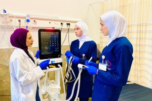 خلال التدريب السريري للطلبة في مستشفى الجمعية العربية للتأهيل
