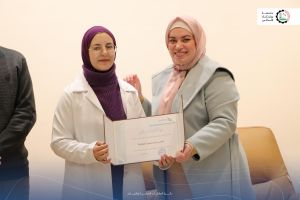 كلية التمريض تهنئ الطلبة الأوائل للفصل الدراسي الأول 2024/2025 .
