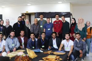 Palestine Polytechnic University (PPU) - كلية المهن التطبيقية في جامعة بوليتكنك فلسطين تفتتح معرض دوكرجي الأول
