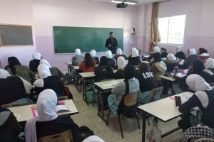 Palestine Polytechnic University (PPU) - وفد من جامعة بوليتكنك فلسطين يزور مدرسة رجب المحتسب الأساسية للبنات