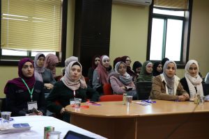 Palestine Polytechnic University (PPU) - طلبة مساق أساليب البحث العلمي لتخصص التغذية في جامعة بوليتكنك فلسطين ينظمون فعالية بعنوان  "صناع التغيير".