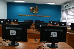 Palestine Polytechnic University (PPU) - جامعة بوليتكنك فلسطين تفتتح مختبرا للحاسوب ونظم المعلومات بتمويل من شركة بن زحيمان