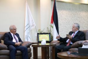 Palestine Polytechnic University (PPU) - افتتاح يوم طبي توعوي في جامعة بوليتكنك فلسطين