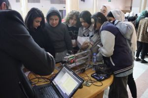Palestine Polytechnic University (PPU) - مركز التميّز والتعليم المستمر والاتحاد اللوثري واللجنة الشعبية لمخيم الفوار ينظمان فعالية توعوية وإرشادية حول التعليم والتدريب المهني لطلبة المدارس