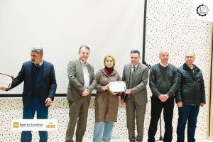 Palestine Polytechnic University (PPU) - عمادة شؤون الطلبة تنظم حفل لتكريم الطلبة المتفوقين لطلبة كلية المهن التطبيقة