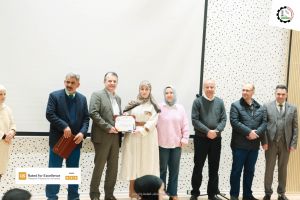 Palestine Polytechnic University (PPU) - عمادة شؤون الطلبة تنظم حفل لتكريم الطلبة المتفوقين لطلبة كلية المهن التطبيقة