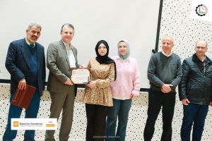 Palestine Polytechnic University (PPU) - عمادة شؤون الطلبة تنظم حفل لتكريم الطلبة المتفوقين لطلبة كلية المهن التطبيقة