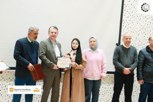 Palestine Polytechnic University (PPU) - عمادة شؤون الطلبة تنظم حفل لتكريم الطلبة المتفوقين لطلبة كلية المهن التطبيقة
