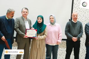 Palestine Polytechnic University (PPU) - عمادة شؤون الطلبة تنظم حفل لتكريم الطلبة المتفوقين لطلبة كلية المهن التطبيقة