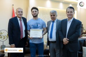 Palestine Polytechnic University (PPU) -  جامعة بوليتكنك فلسطين ووزارة الاتصالات وتكنولوجيا المعلومات تكرم طلبتها المبدعين