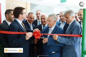 Palestine Polytechnic University (PPU) - جامعة بوليتكنك فلسطين ومؤسسة المواصفات والمقاييس تفتتحان مركز التحاليل الكيميائية والبيولوجية