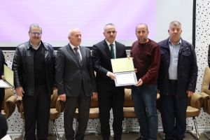 Palestine Polytechnic University (PPU) - كلية المهن التطبيقية تنظم ورشة عمل لتعزيز سبل التعاون مع سوق العمل