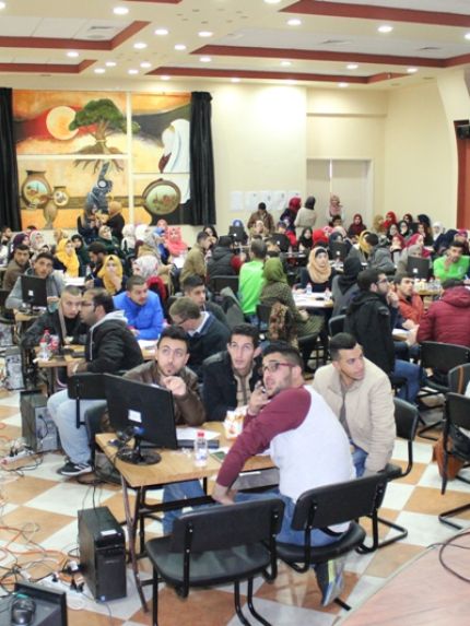 جامعة بوليتكنك فلسطين تنظم مسابقة بعنوان بيئة المحاكاة للأعمال