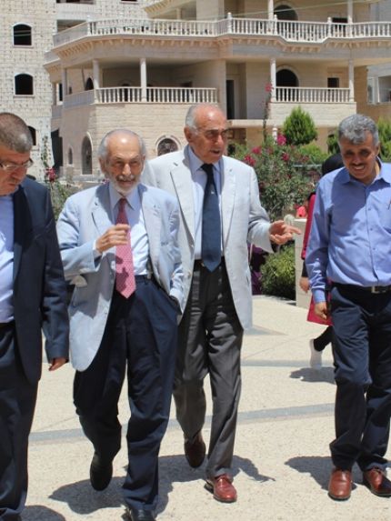 Palestine Polytechnic University (PPU) - جامعة بوليتكنك فلسطين تمنح الدكتوراه الفخرية في الريادة والإبداع  للشخصية الوطنية المرموقة منيب رشيد المصري