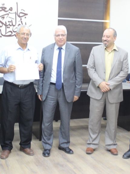 Palestine Polytechnic University (PPU) - جامعة بوليتكنك فلسطين تحتفل بتكريم أعضاء الهيئة التدريسية في البرنامج التدريبي  " نقاشات الطاولة المستديرة"
