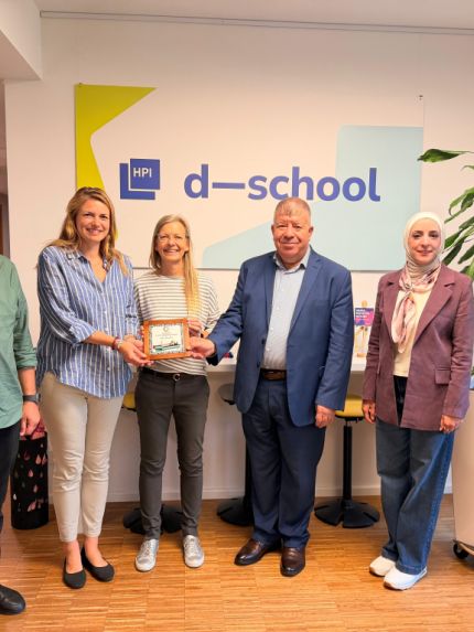 Palestine Polytechnic University (PPU) - جامعة بوليتكنك فلسطين تزور HPI School of Design Thinking في ألمانيا وتشارك في Global Design Thinking Week