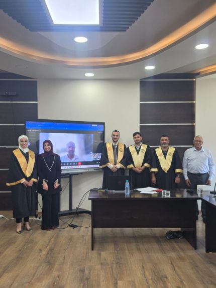 Palestine Polytechnic University (PPU) - مناقشة رسالتي ماجستير متخصصتين في كفاءة الطاقة والاستدامة في جامعة بوليتكنك فلسطين