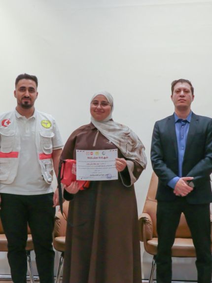 Palestine Polytechnic University (PPU) - جامعة بوليتكنك فلسطين تُكرّم 146 طالباً وطالبة من خريجي دورات الإسعافات الأولية والقيادة