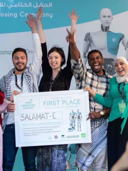 Palestine Polytechnic University (PPU) - طالبان فلسطينيان يحصلان على المركز الأول في برنامج الأكاديمية العربية للإبتكار في دولة قطر