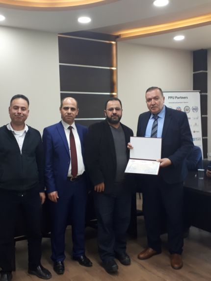 Palestine Polytechnic University (PPU) - دائرة الهندسة الميكانيكية تعقد ورشة عمل مع ممثلي المؤسسات والمصانع وورش الصيانة ‎